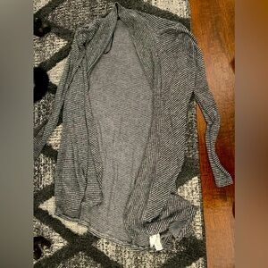 Forever 21 Flyaway Cardigan